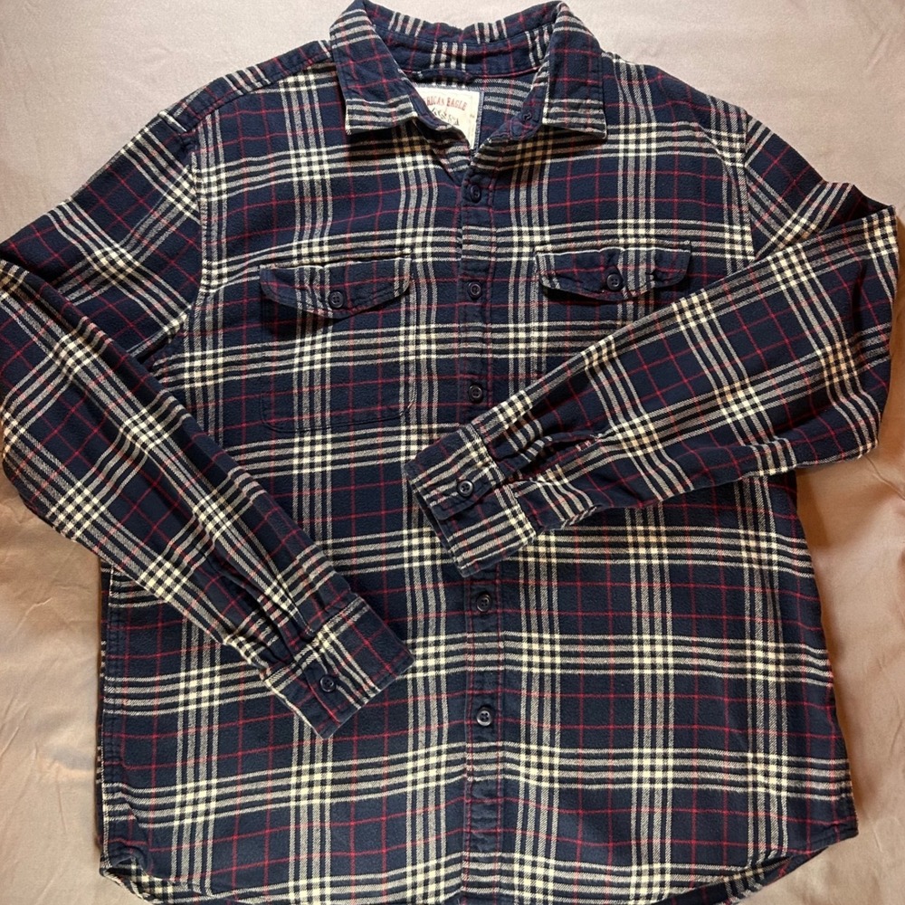 American Eagle Mens L Navy Blue Gorpcore Plaid Flannel Button Down Shirt Cotton